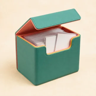 Mintgrüne Deckbox für Sammelkarten – Demoansicht